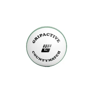 Balle de cricket blanche