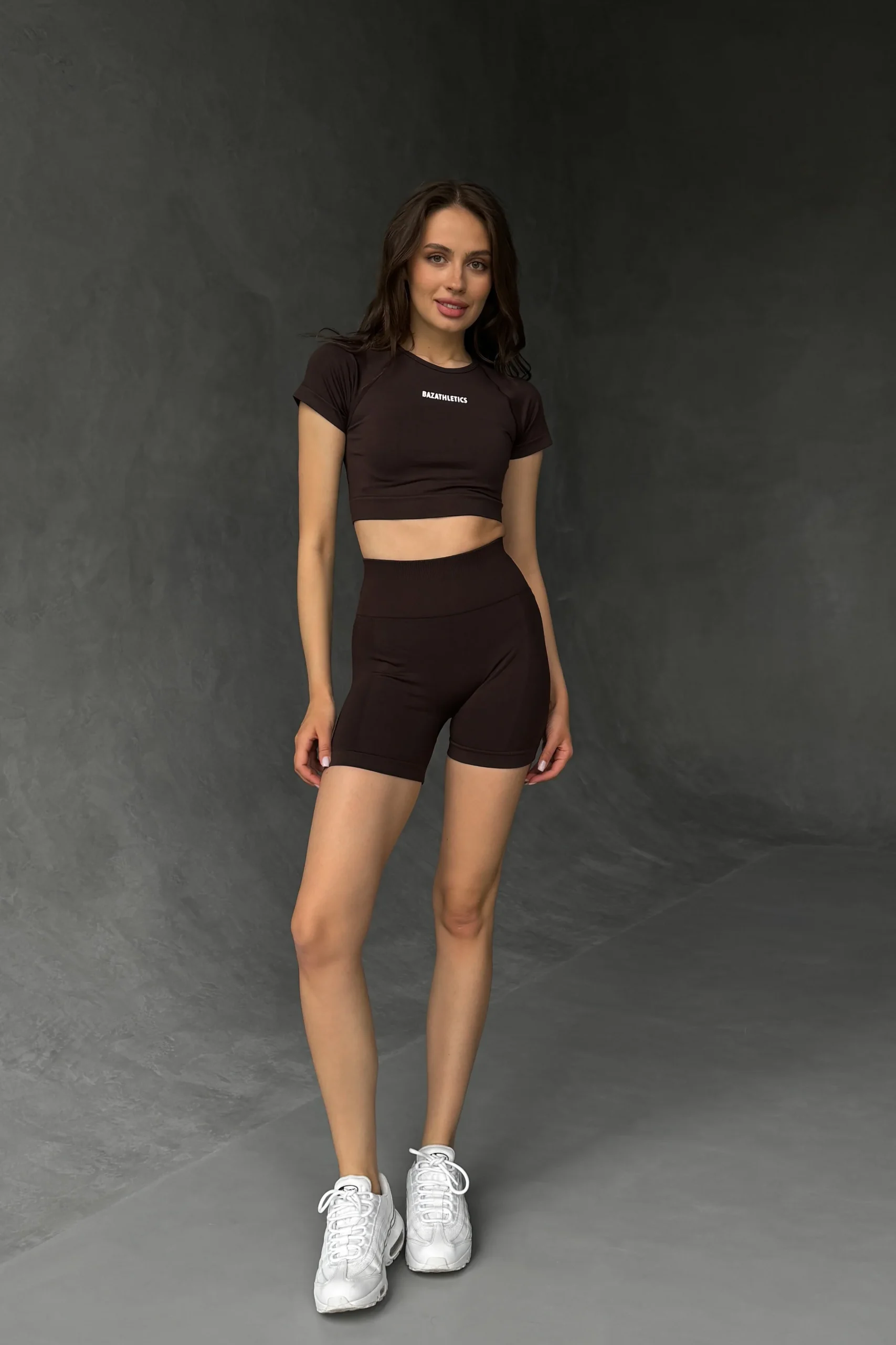 Timeless Crop Top - Marron – Image 2